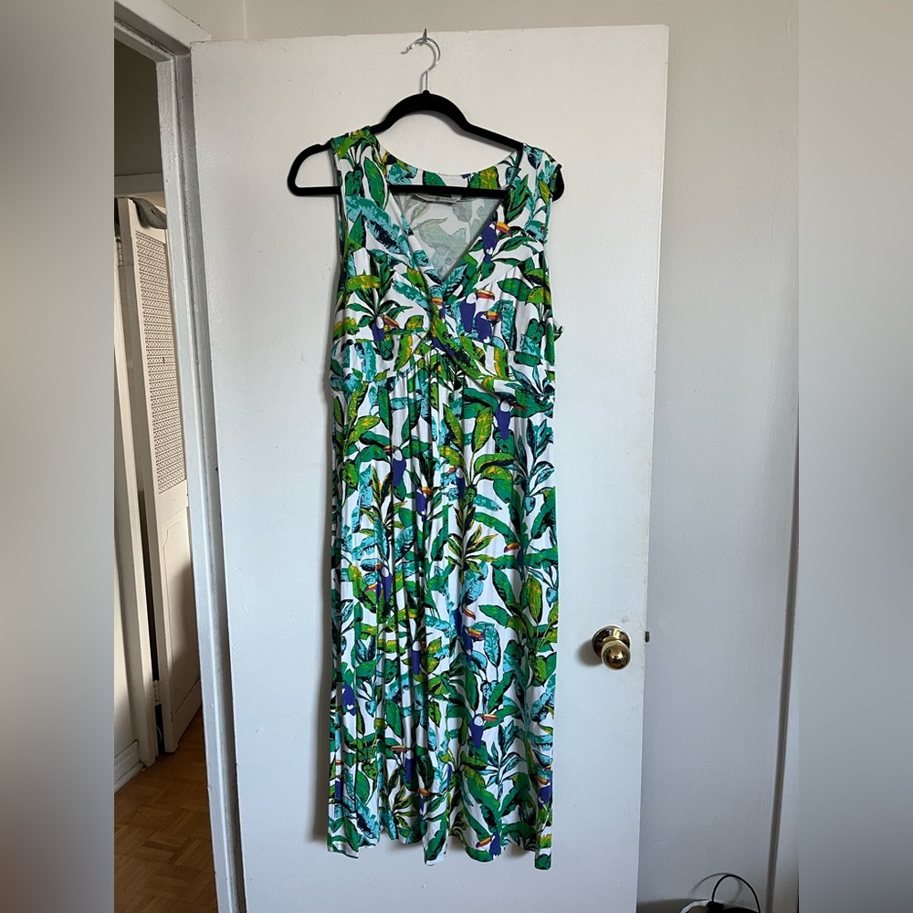 Rainforest Pattern Plus Size Dress, Size 12-14